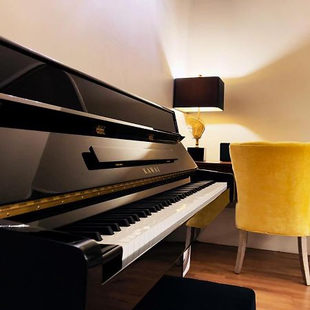 Elizabeth'S Place - London'S Hidden Gem Bagian luar foto