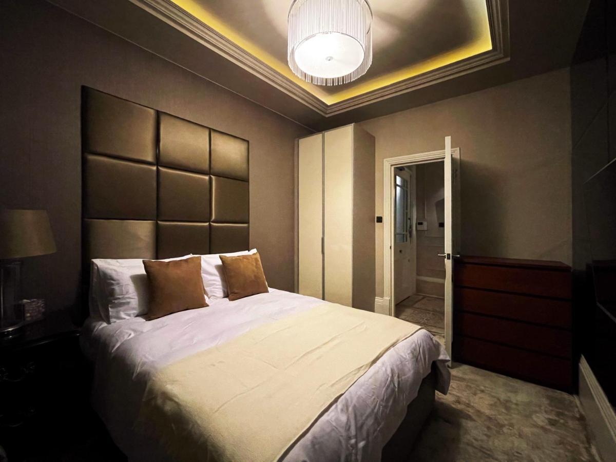 Elizabeth'S Place - London'S Hidden Gem Bagian luar foto